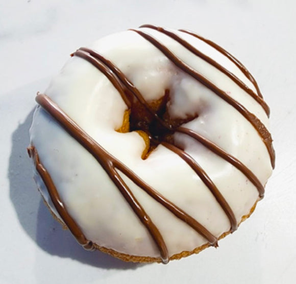 ***NEW BOX SIZE*** That's Alotta Donuts Gluten Free White Choc Hazelnut Donut