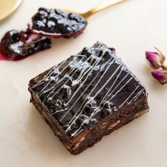 Mahadeva's Kitchen Vegan Gluten Free Blueberry Brownie Box of 6