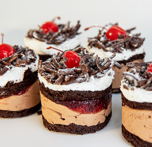 Marks Quality Cakes Black Forest Cakes Box of 6