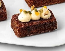 Little Secrets Bakehouse Gluten Free Spiced Carrot & Walnut Cake Box of 6