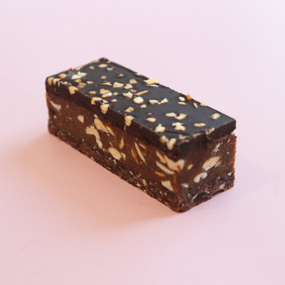 Nourishing By Sally Gluten Fee & Vegan Peanut Caramel Bar Box of 10